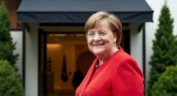 Politische Rahmenbedingungen der Hotellerie (9/10)