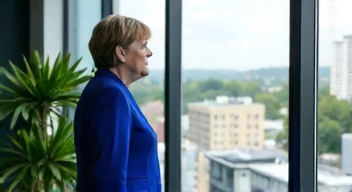 Politische Reaktionen auf Marktbewegungen (8/10)